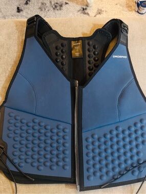 Women’s Blue Fitness Vest with Front Zipper